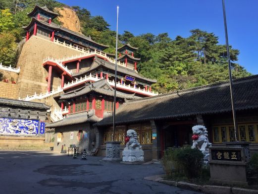 千山风景区-五龙宫道教丛林