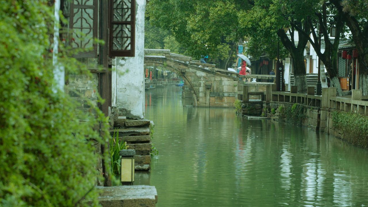 雨水酿春